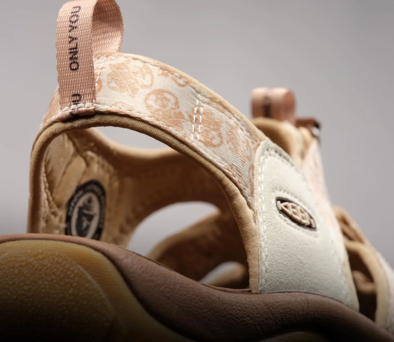 Women's Newport RETRO 1027456 ［Smokey Bear ] 