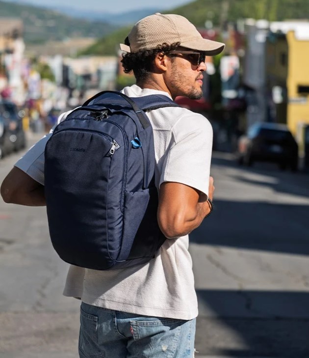 Pacsafe V 26L anti-theft tour backpack V 防盜旅行後背包 26L (多色) 