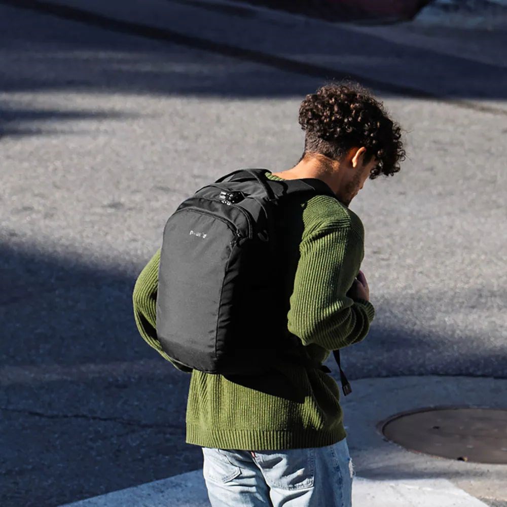 Pacsafe V 26L anti-theft tour backpack V 防盜旅行後背包 26L (多色) 