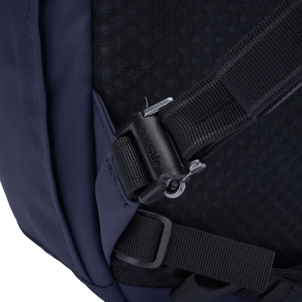 Pacsafe V 26L anti-theft tour backpack V 防盜旅行後背包 26L (多色) 