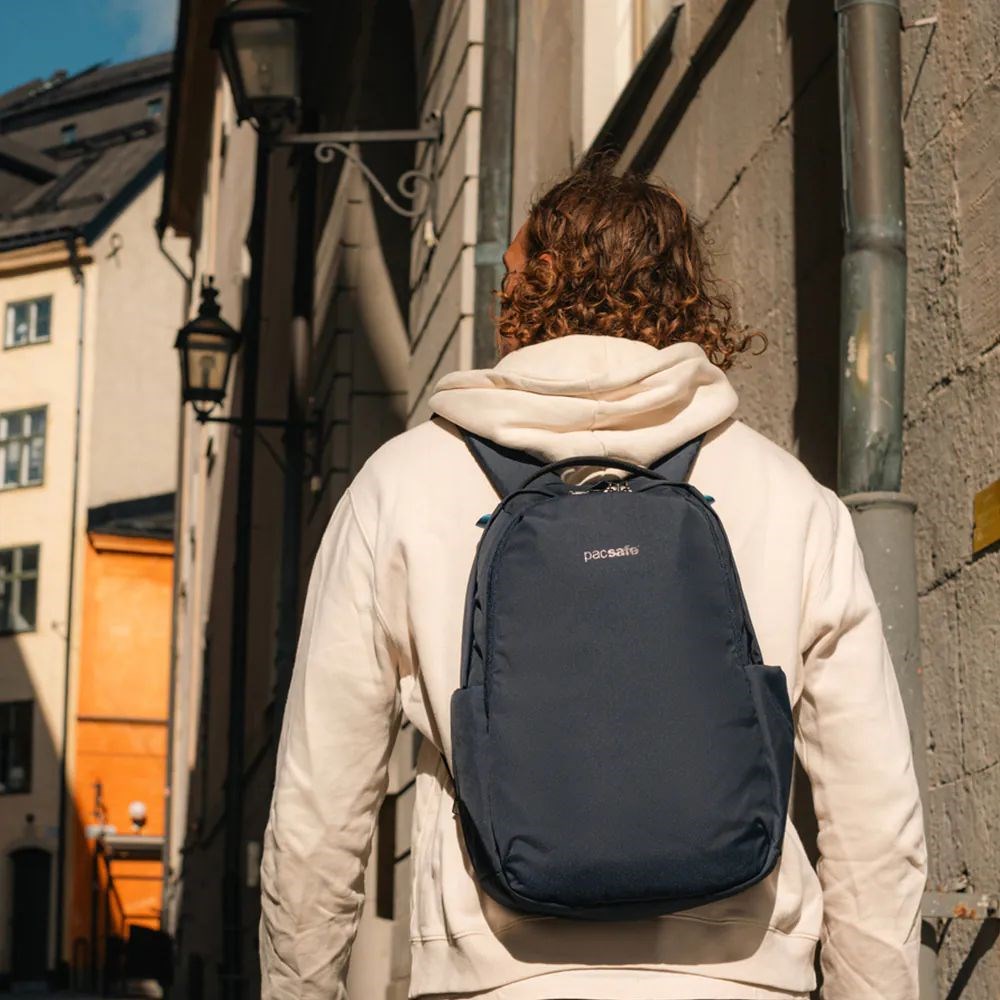 Pacsafe V 16L anti-theft all-around backpack V 防盜旅行後背包 16L (多色) 