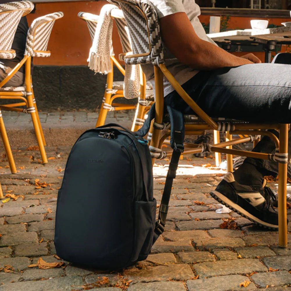 Pacsafe V 16L anti-theft all-around backpack V 防盜旅行後背包 16L (多色) 