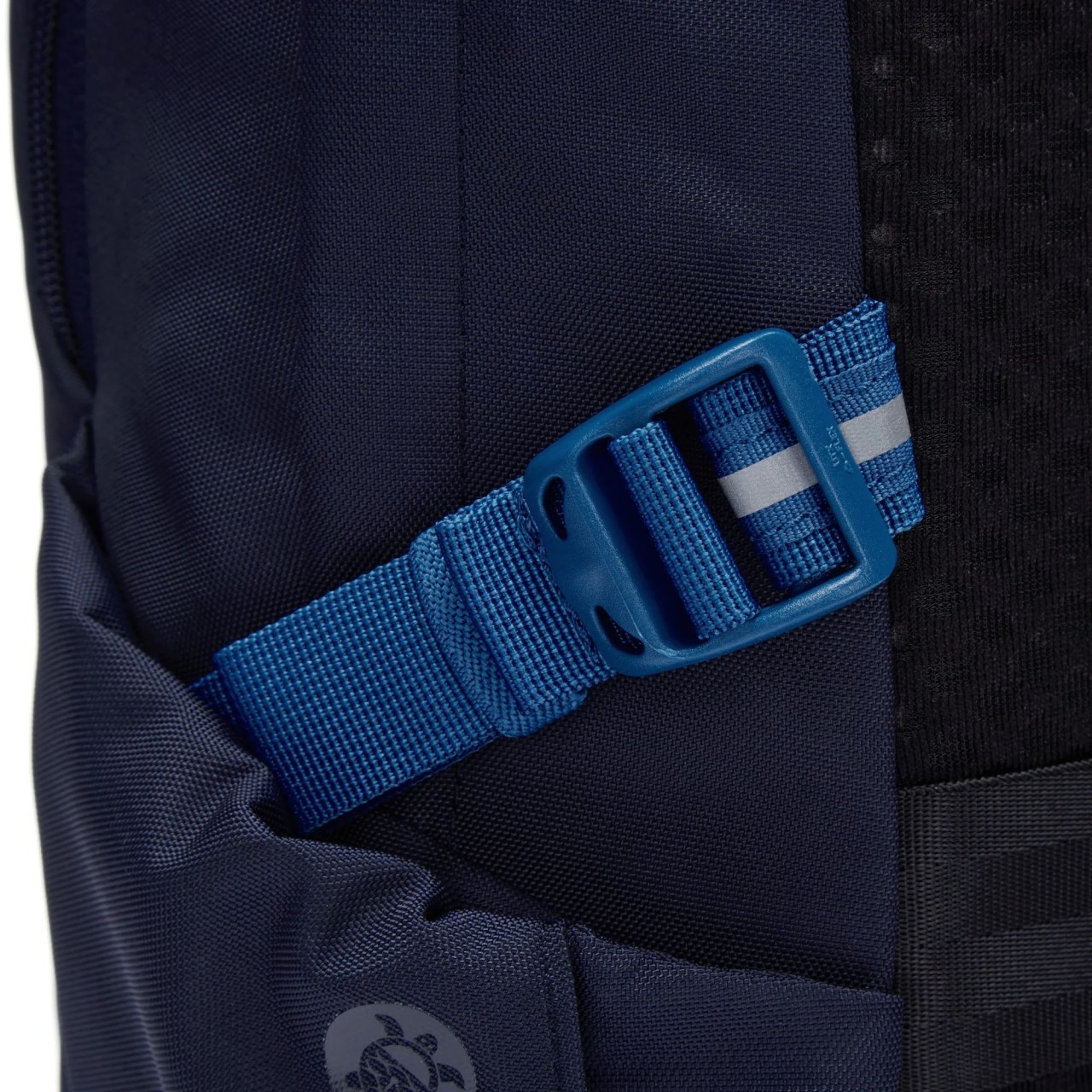 Pacsafe V 24L anti-theft active backpack V Active 防盜後背包 24L (多色) 