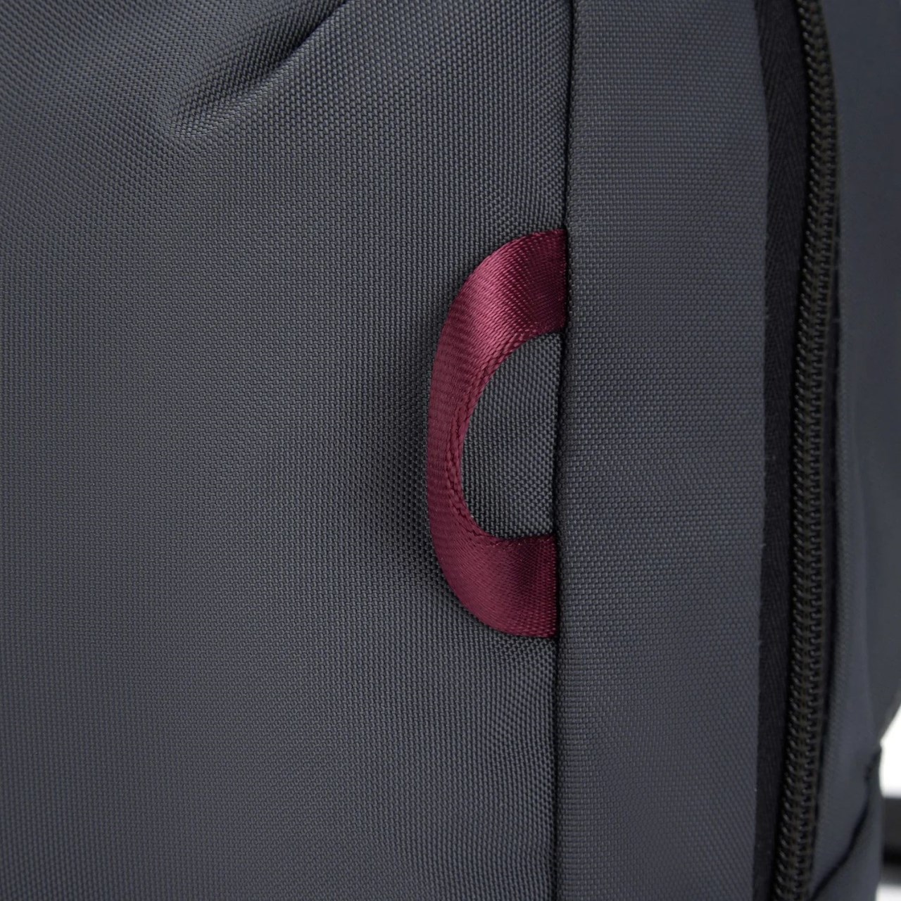 Pacsafe EXP 12" anti theft sling crossbody EXP 12"斜肩包 10L (多色) 