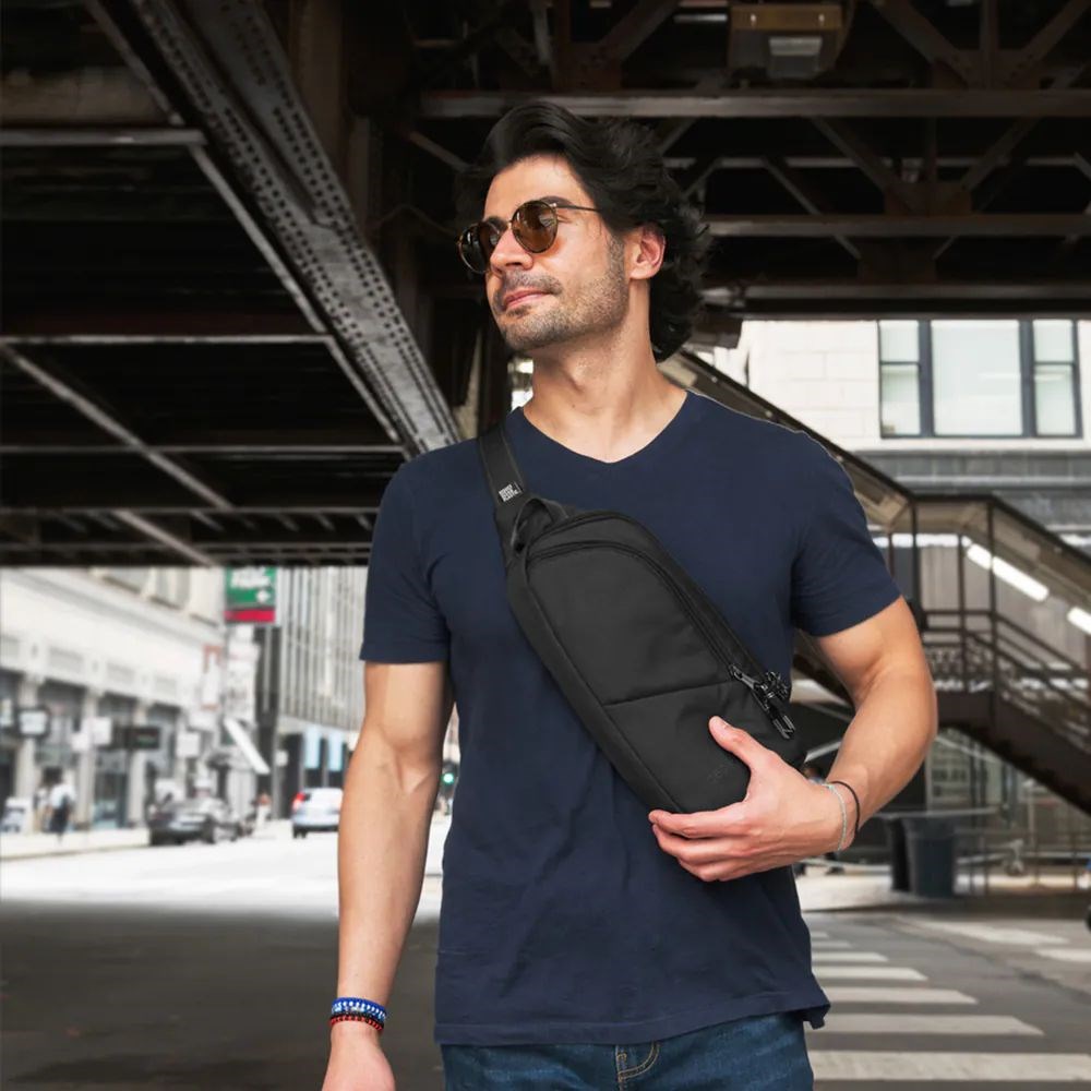 Pacsafe V Anti-theft Action Sling Pack V Action 防盜側背包 胸背包 2.5L (多色) 