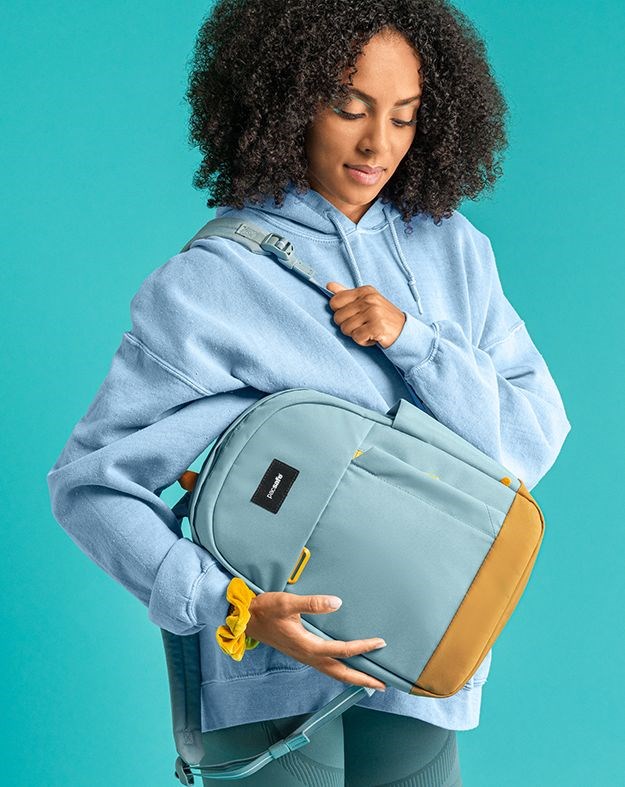 Pacsafe Go 15L Anti-Theft Backpack Go 隨行防盜後背包 15L (多色) 